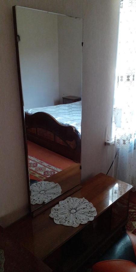 Guest House Otilia Ґюмрі Екстер'єр фото