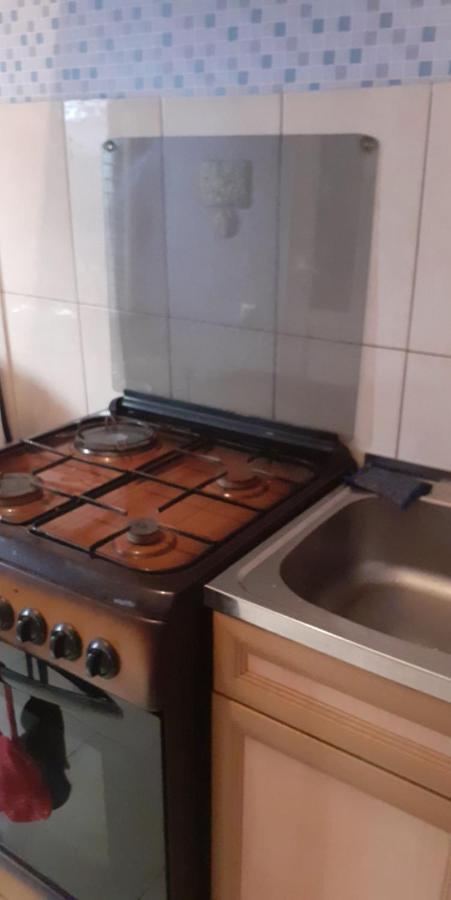 Guest House Otilia Ґюмрі Екстер'єр фото